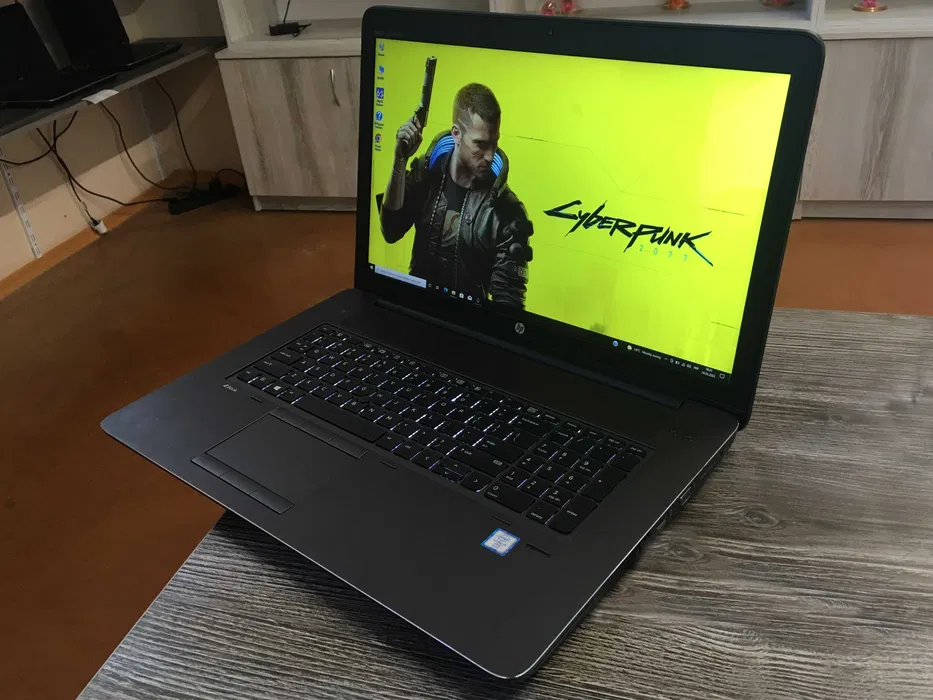 Ноутбук HP ZBook 17 G3 17.3 FHD IPS/i7-6820HQ/32Gb/QuadroM3000M 4GB/500 SSD