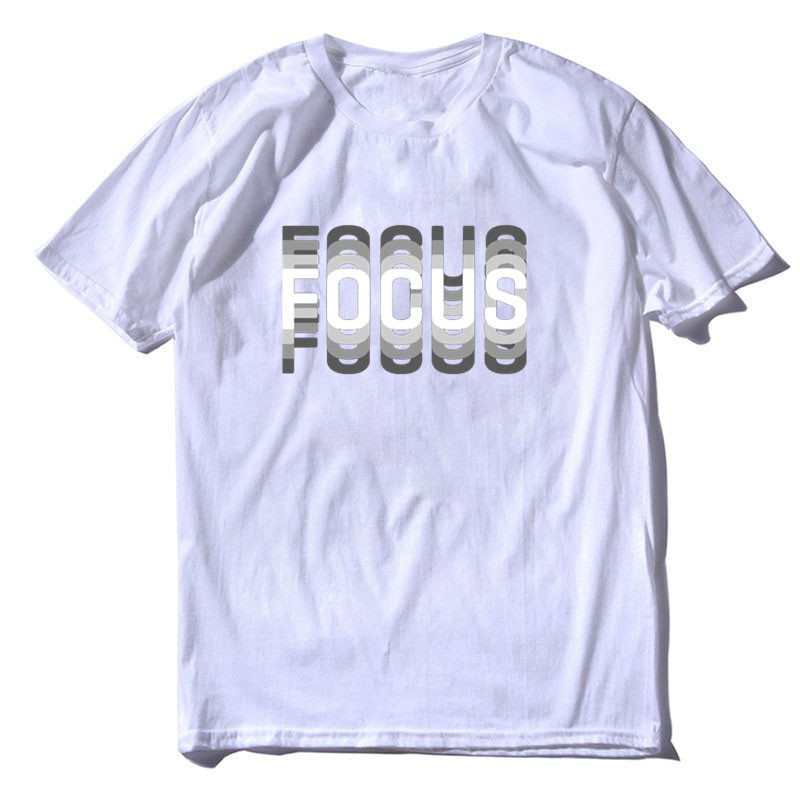 Футболка з принтом «Focus»