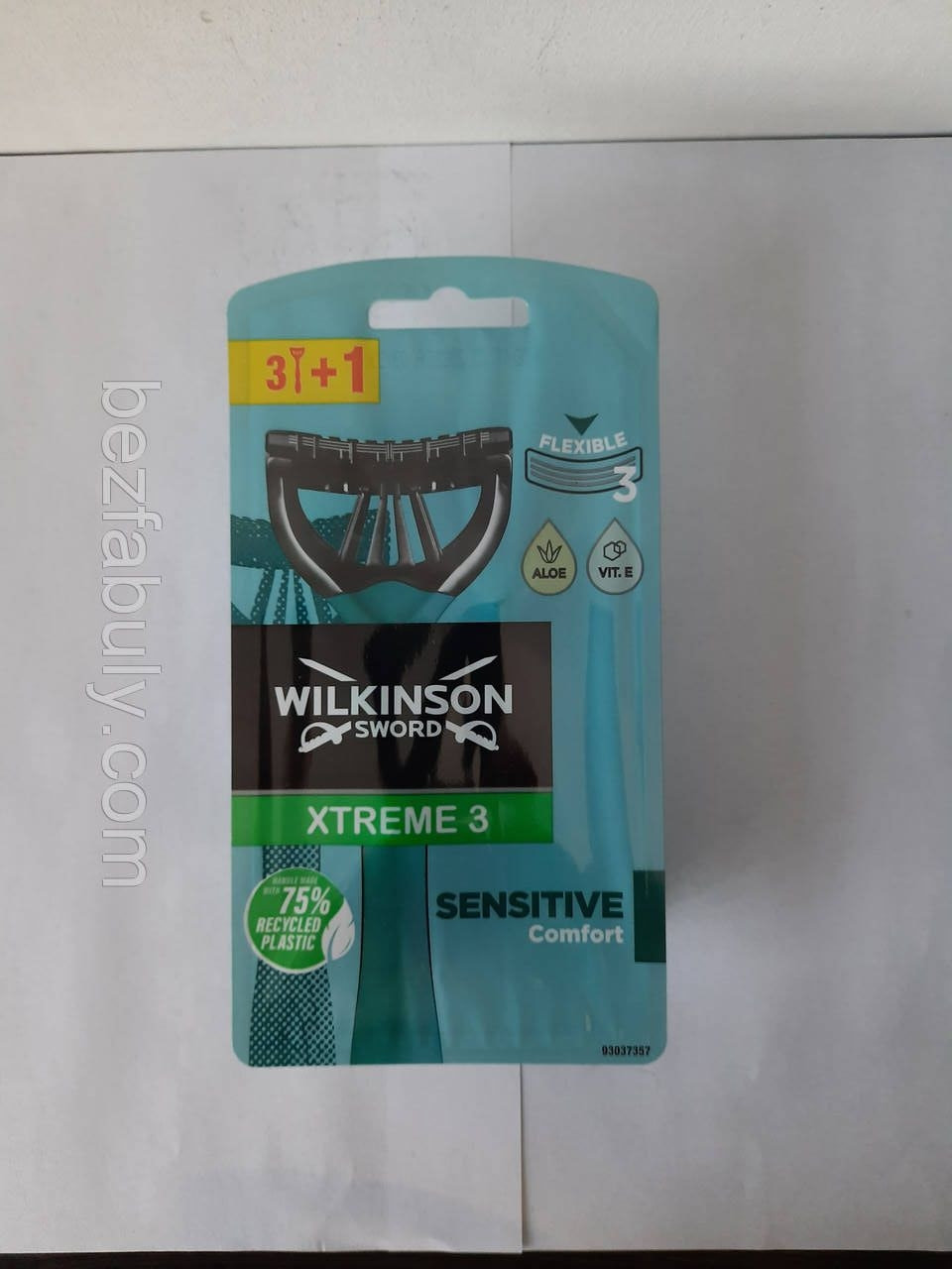 Станки одноразові чоловічі для гоління Schick Wilkinson Sword Xtreme sensetiv 3 4 шт. (Шик Вілкінсон Екстрим)