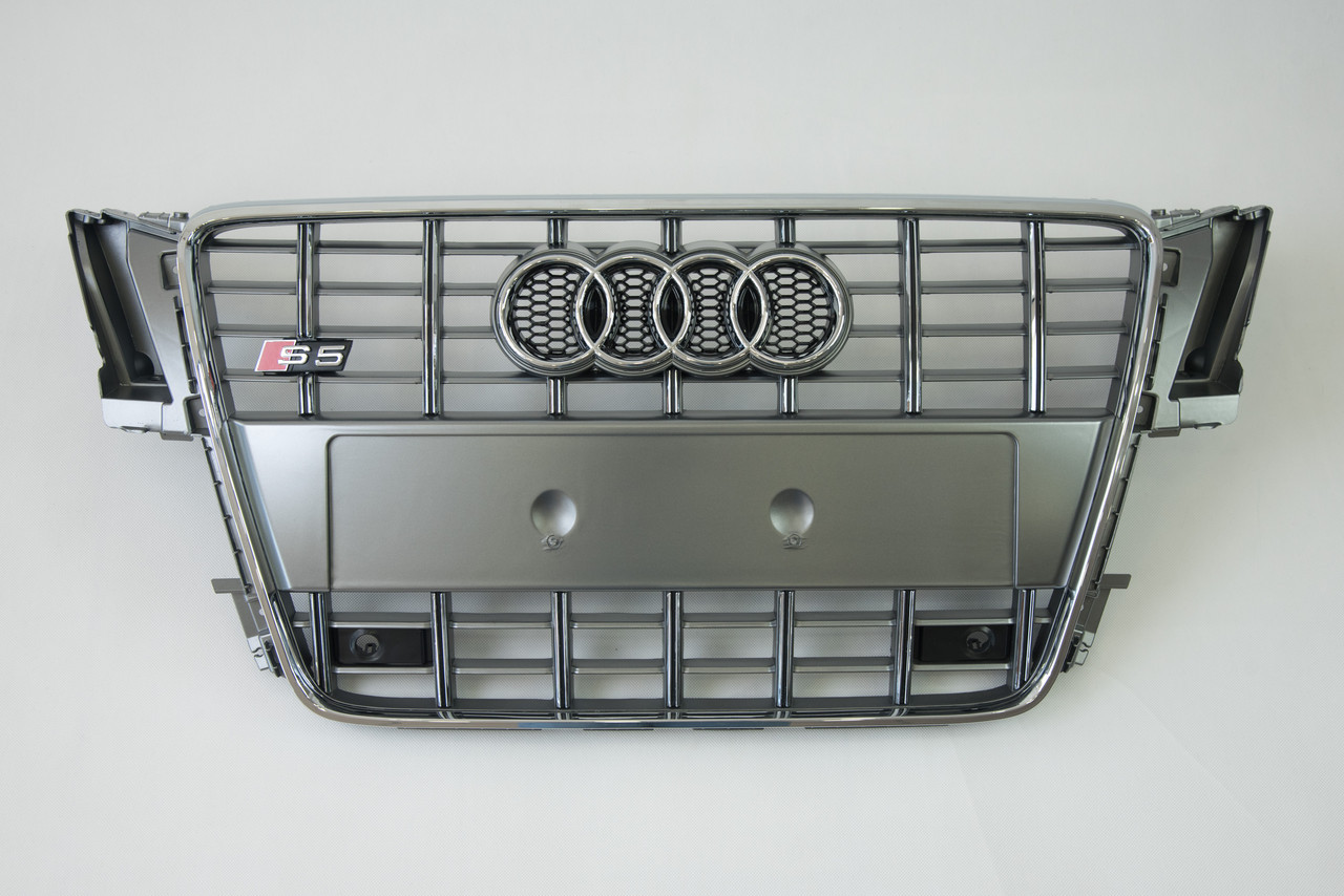 Решетка радиатора Audi A5 2007-2011год Серая с хромом (в стиле S-Line) - фото 1 - id-p1465098429