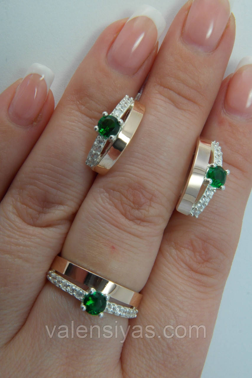 Комплект срібних прикрас із золотом і зеленим камінням