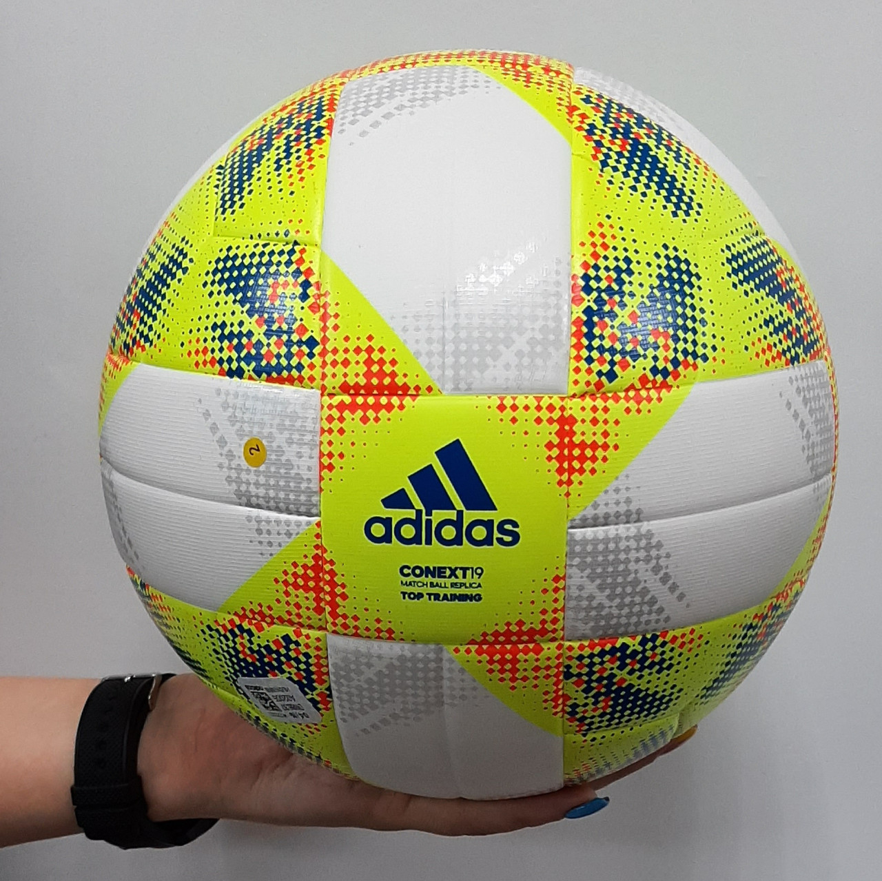 Футбольний м'яч Adidas CONEXT19 Top Training DN8637