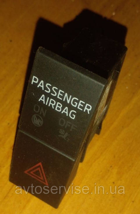 Кнопка аварійної зупинки Skoda Octavia A7, фото 1