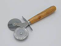 Нож для пиццы и теста двойной с деревянной ручкой Колесо кулинарное для нарезки теста L 20 cm IKA SHOP