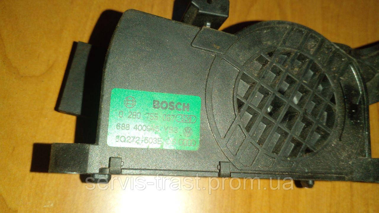 Педаль зчеплення в зборі Skoda Octavia A5