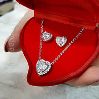 Подарунок дівчині - набір кольє та сережки "Цирконієві сердечки біле медичне золото" у оксамитовому футлярі