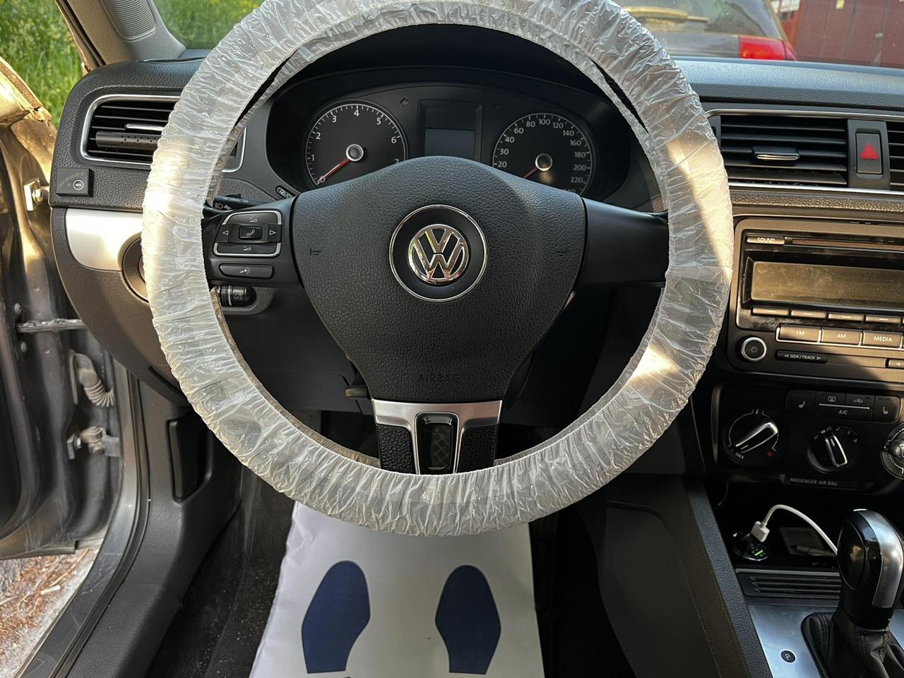 Накидка на руль одноразовая полиэтиленовая 50 шт/уп. универсальная для ...