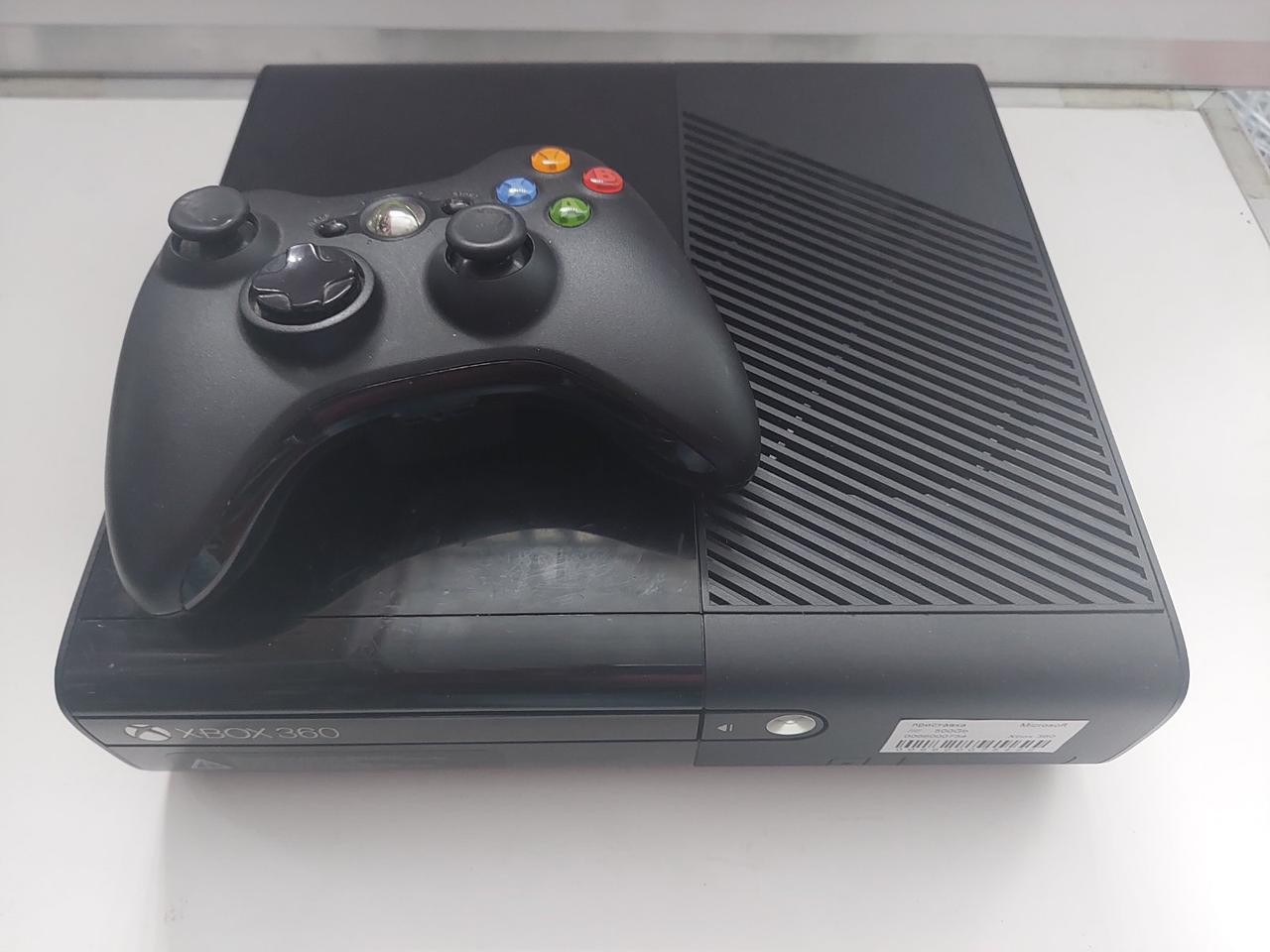 Ігрова приставка Microsoft Xbox 360 Е 500Gb б/у freeboot + ігри