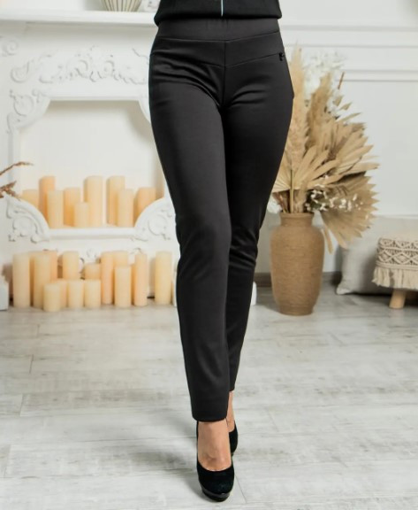 Жіночі легінси Тина чорні з трикотажної тканини. Розміри від 46 до 58