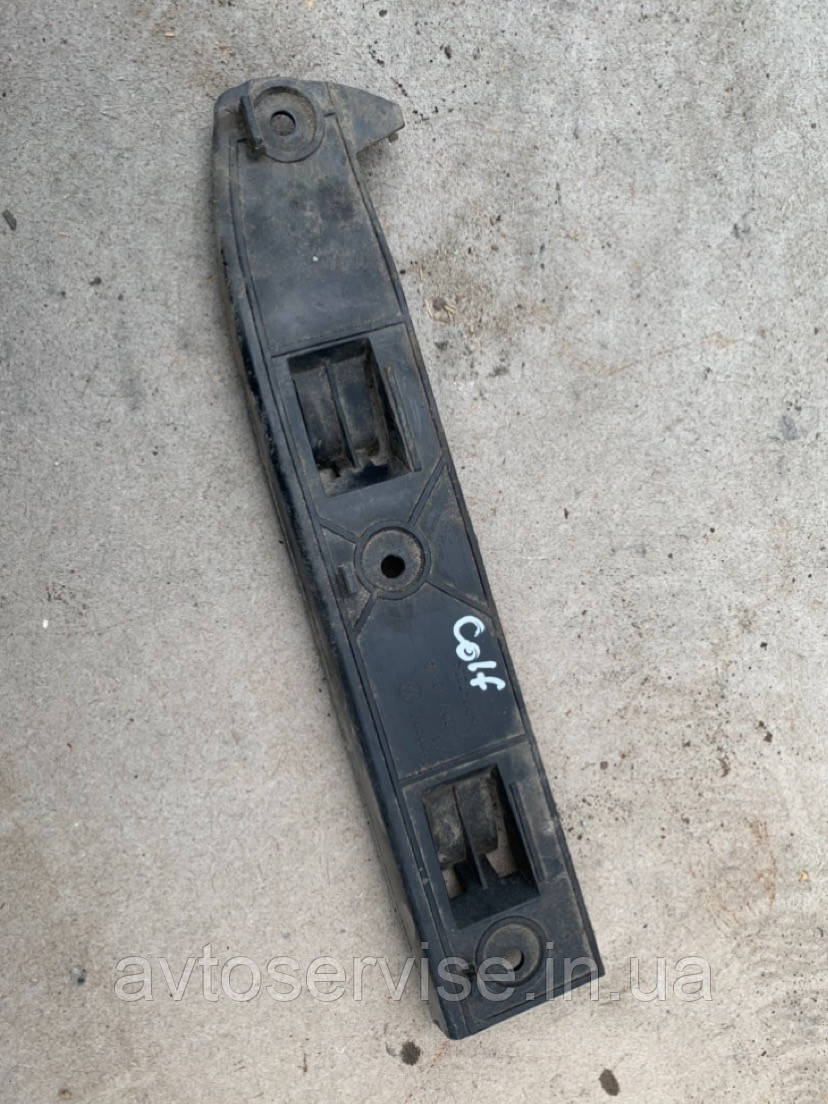 Напрямна бампера задня Volkswagen Golf IV універсал, фото 1