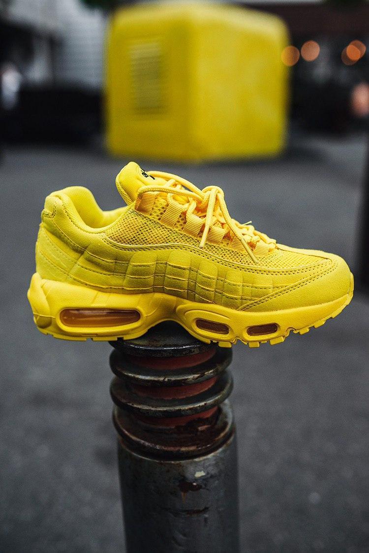Кросівки жіночі Nike Air Max 95 Yellow «Black Logo» Size 37