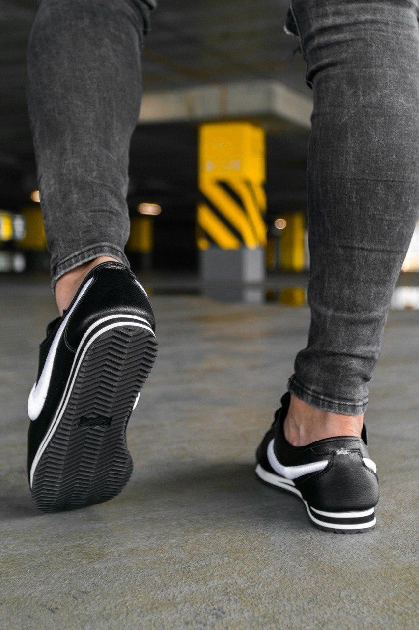 Кросівки унісекс Nike Cortez Black White Size 40