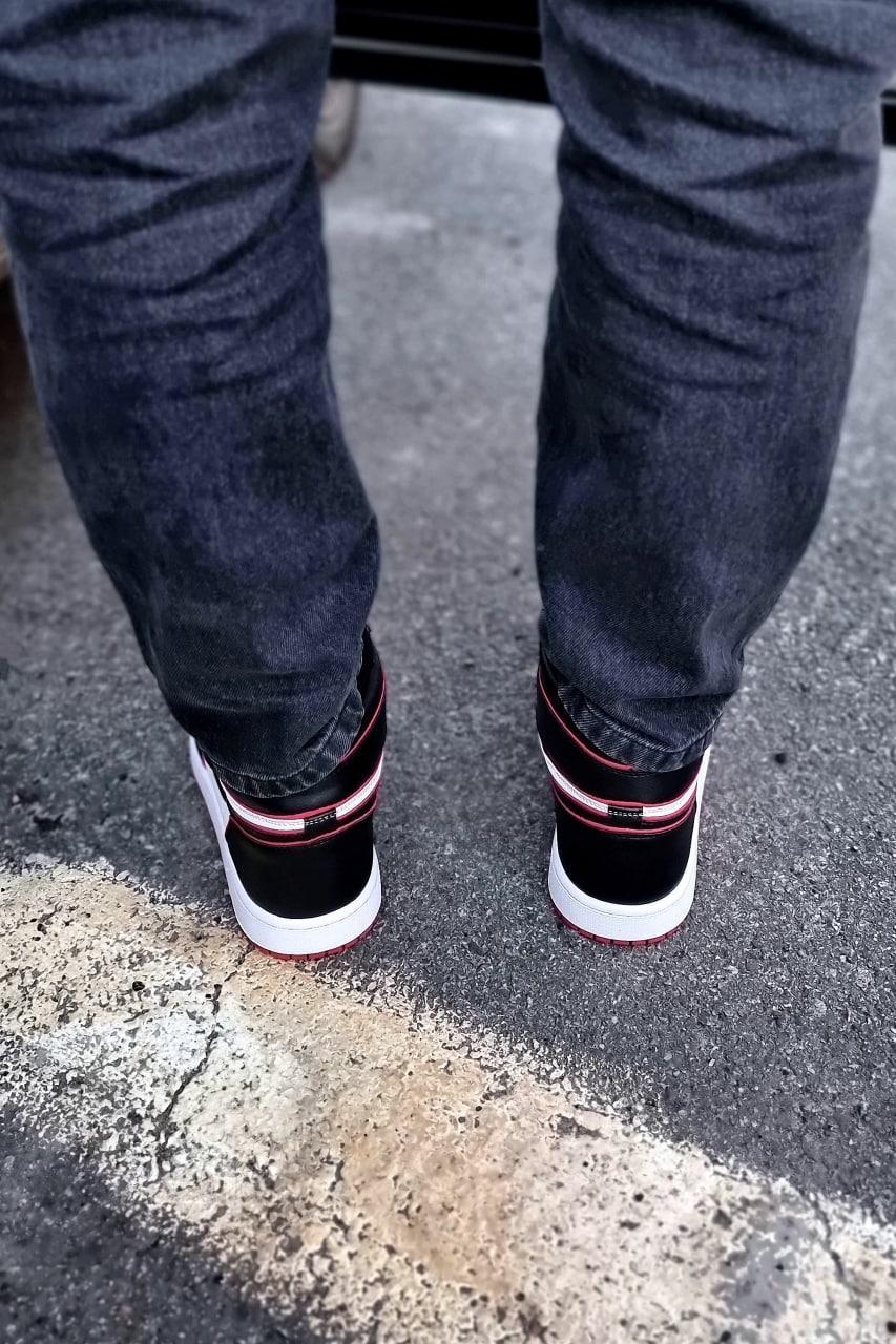 Кросівки жіночі Nike Air Jordan 1 Retro High Bloodline Size 39