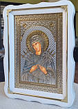 Ікона Пресвята Богородиця Семистрільна в білому дерев'яному фігурному кіоті під склом ,кіот 37*27, сюжет 20*30, фото 3
