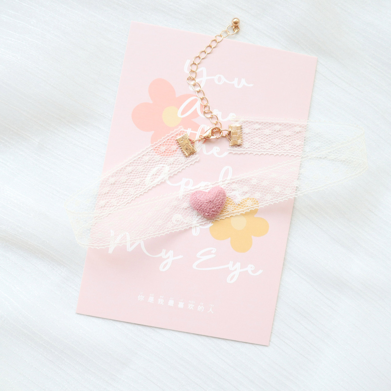 Белый ажурный чокер с розовым сердечком, фото 1