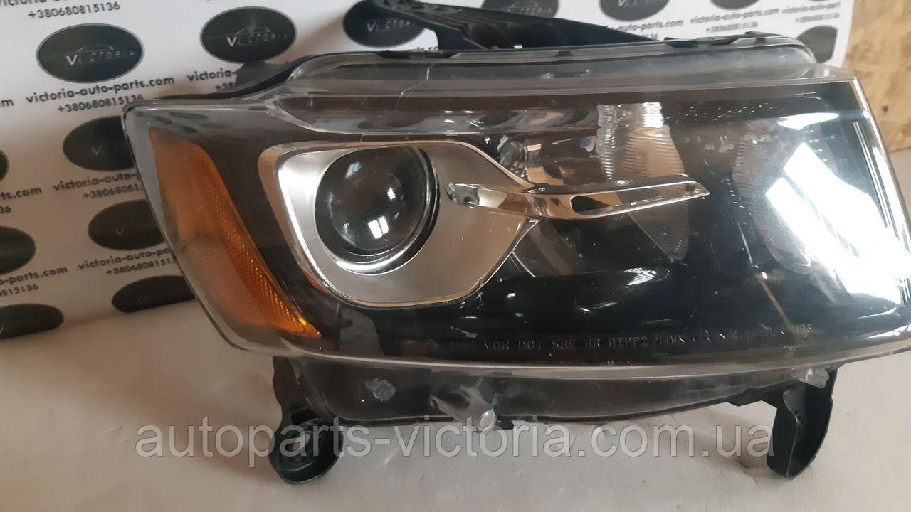 Фара Jeep Grand Cherokee R права