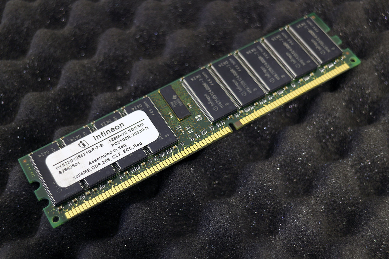 Пам'ять Infineon HYS72D128521GR-7-B PC2100R-20330-N 1GB, бу