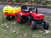 Трактор педальный с прицепом красный Турция сидение регулируемое колеса с протектором и сигнал от 2-5 лет