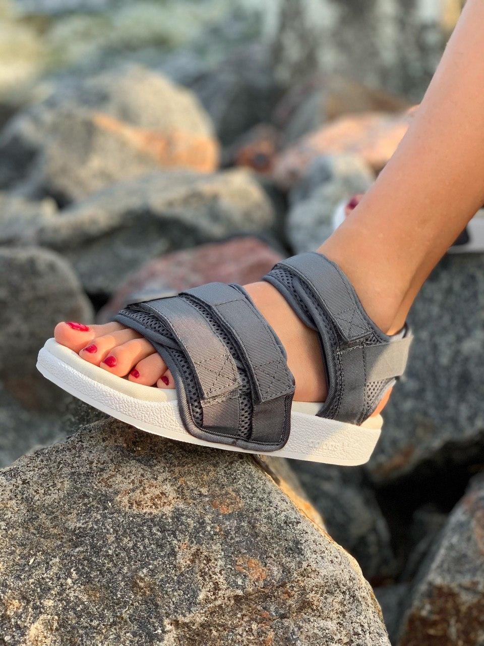 Sandal adidas sales adilette original