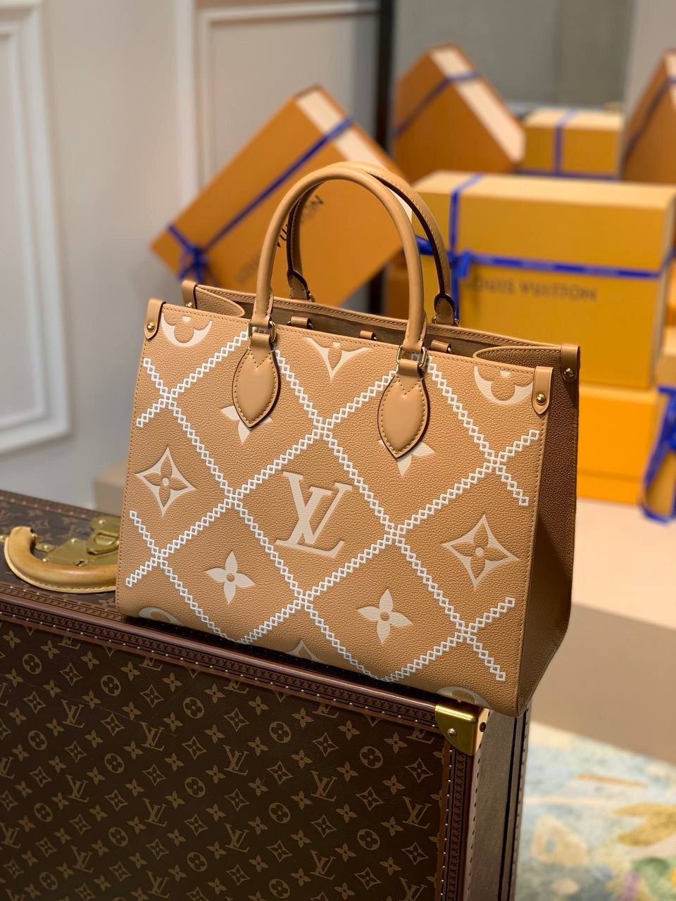 Містка сумка Louis Vuitton ONTHEGO розміру GM (Луї Вітон Онзего)