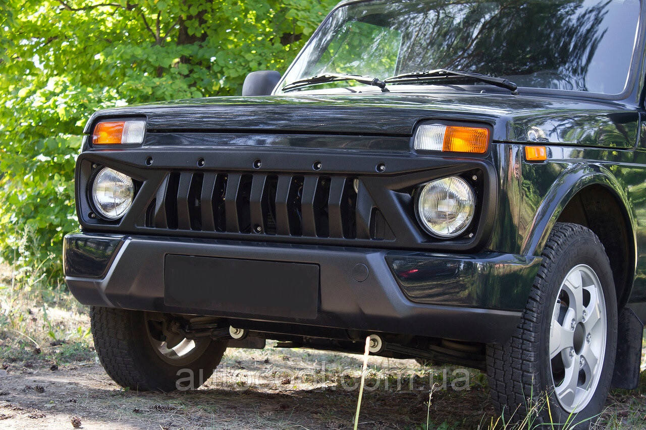 Решітка радіатора зла без сітки Lada (ВАЗ) Нива 2121 Urban, фото 1