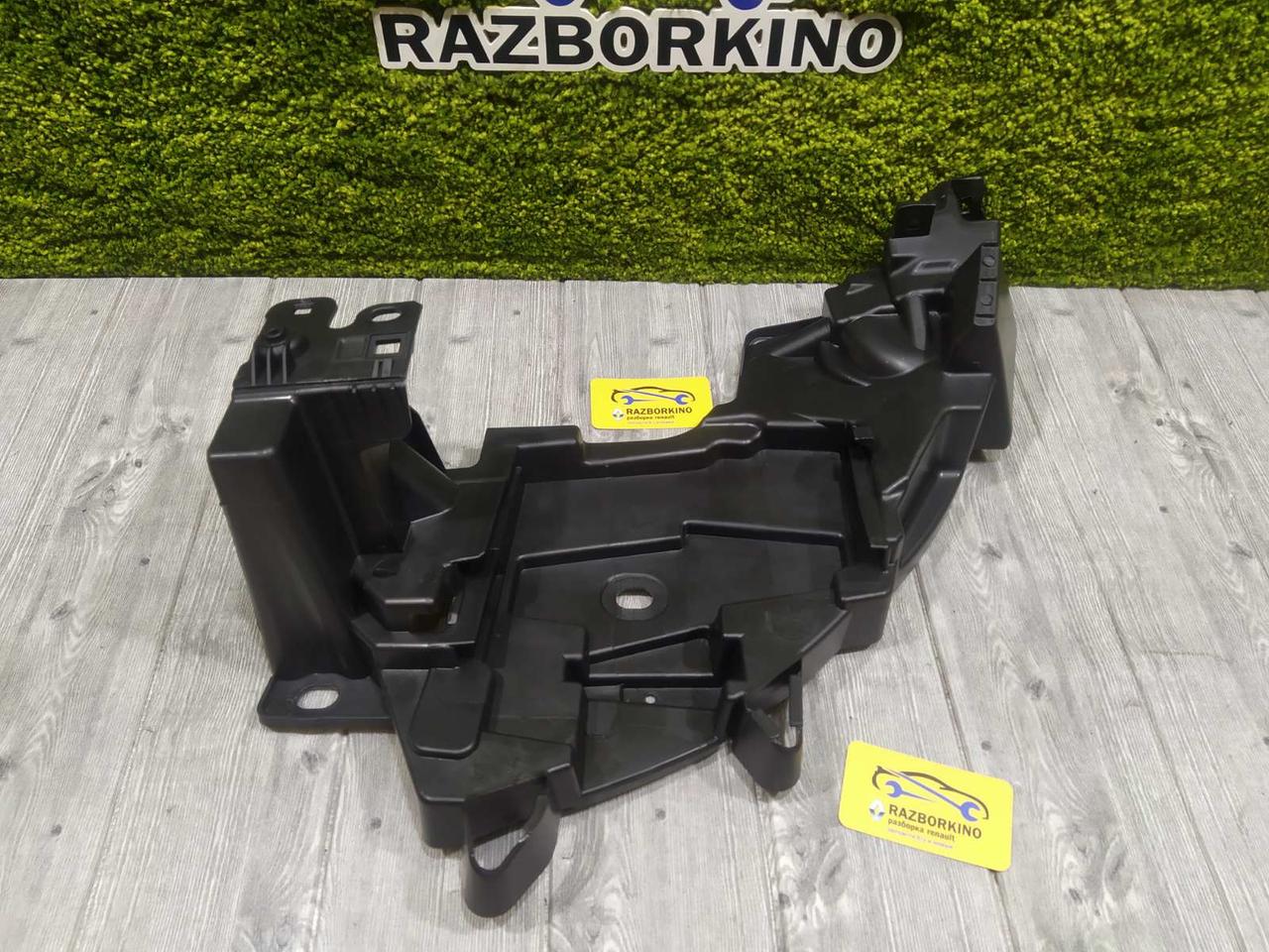 Кріплення бампера фари Renault Fluence 09-13, лівий (FPS) Рено Флюенс підфарбувальник ловий fp5628931, фото 1