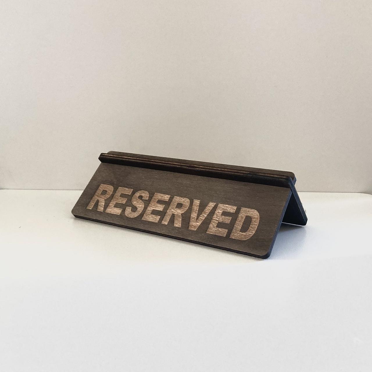 Табличка  Reserved