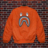 Красивая одежда для подростков Bape. Куртка бомбер для подростка Бейп с принтом оранжевый.