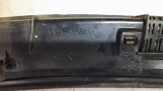 Жабо дождевик пластиковый подкапотный панель рамки лобового стекла