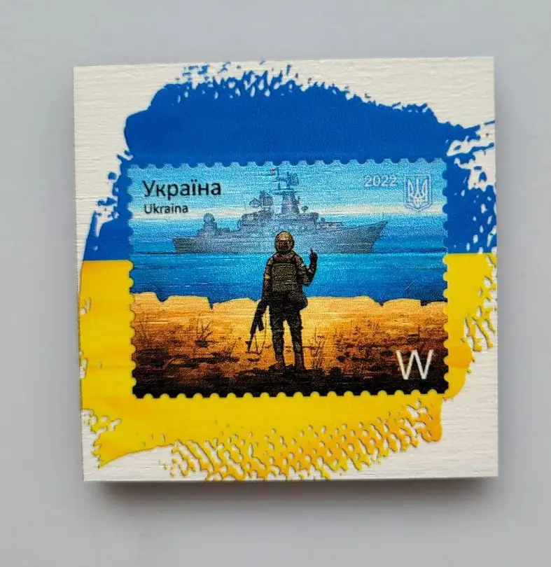 Магнит на холодильник "Марка" 6х6см