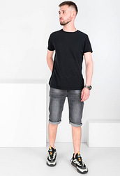 Чоловічі стильні джинсові шорти