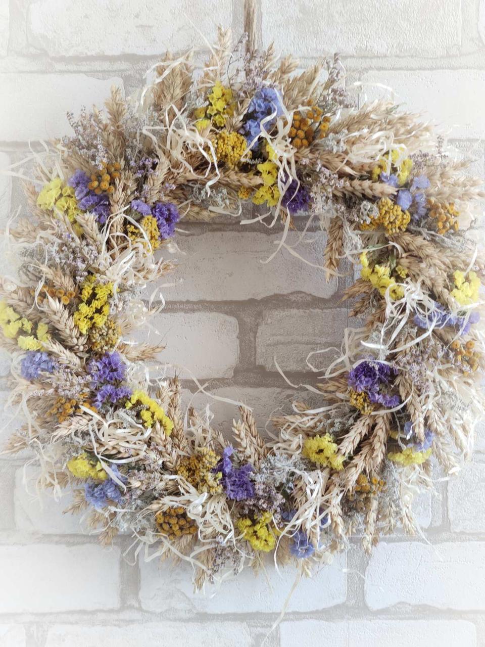 Вінок на двері Різнотрав'я УкраЇни з  жовто-натуральних матеріалів і сухоцвітів. Д 45 см, фото 1
