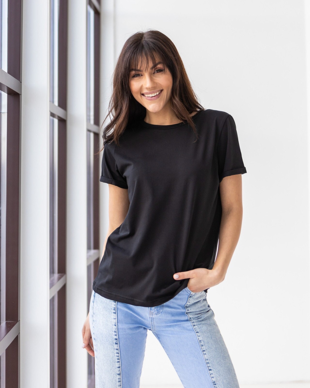 Жіноча літня базова футболкка / Розміри: S,M,L /стрейч-котон/ чорна, біла