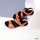 Шкіряні босоніжки з липучками коралового кольору 36 р-р, фото 3