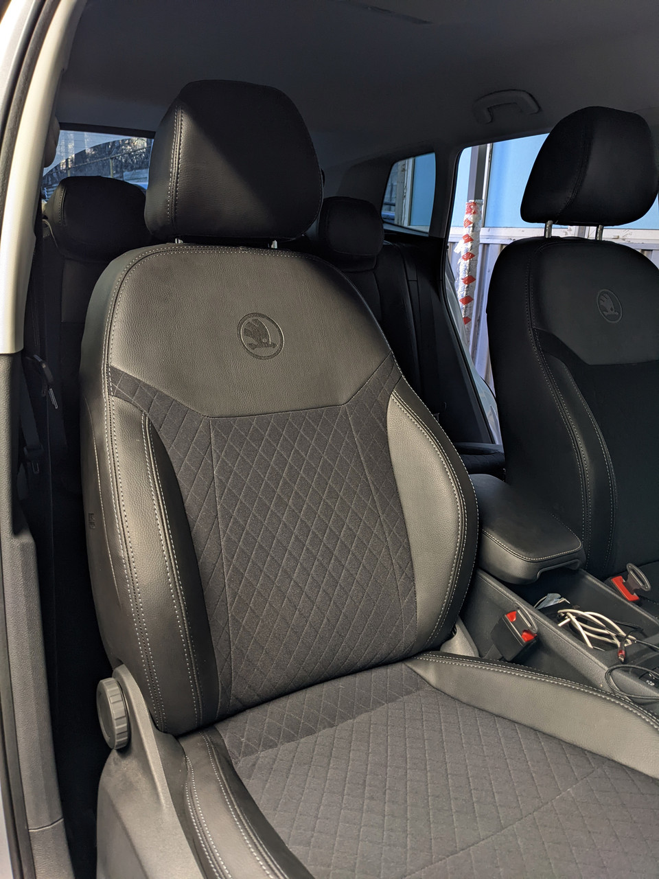 Комбіновані чохли для Skoda Karoq з 2018, фото 1