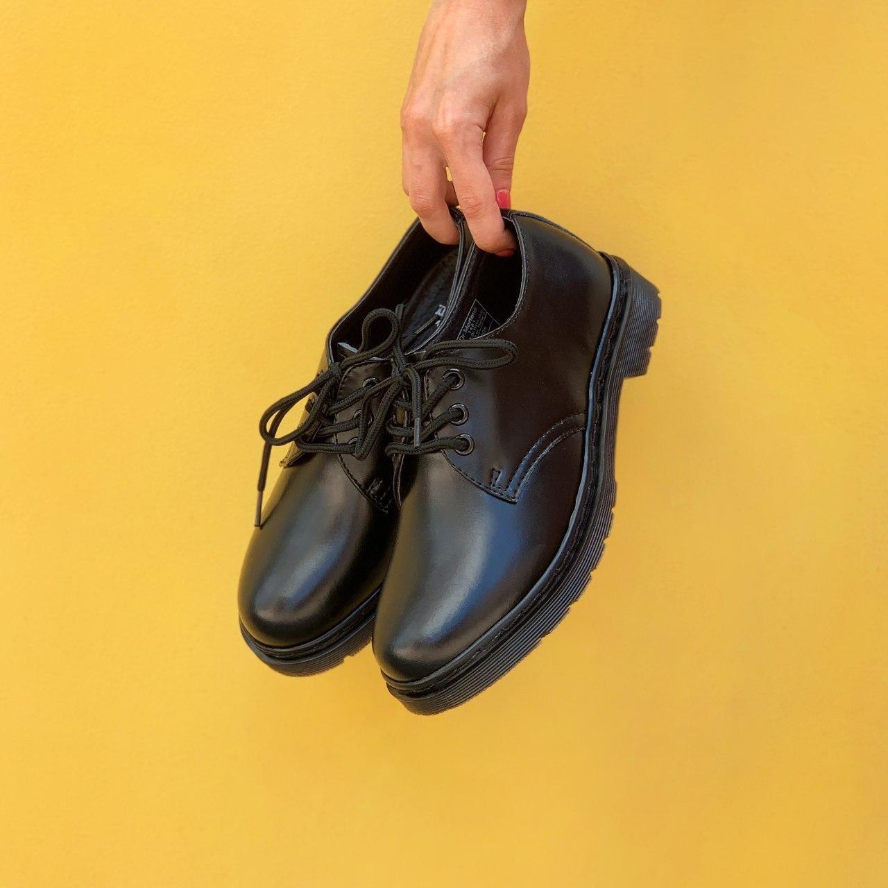 Dr martens mono black cheap low