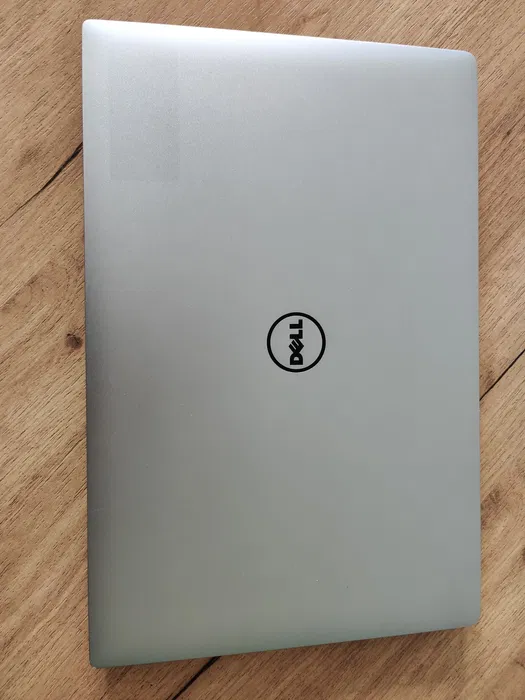 Windowsノート本体 DELL Precision 5520 Core i7-7820HQ Ноутбук Dell Precision 5520/15.6 IPS/i7 7820HQ/16Gb/SSD240Gb