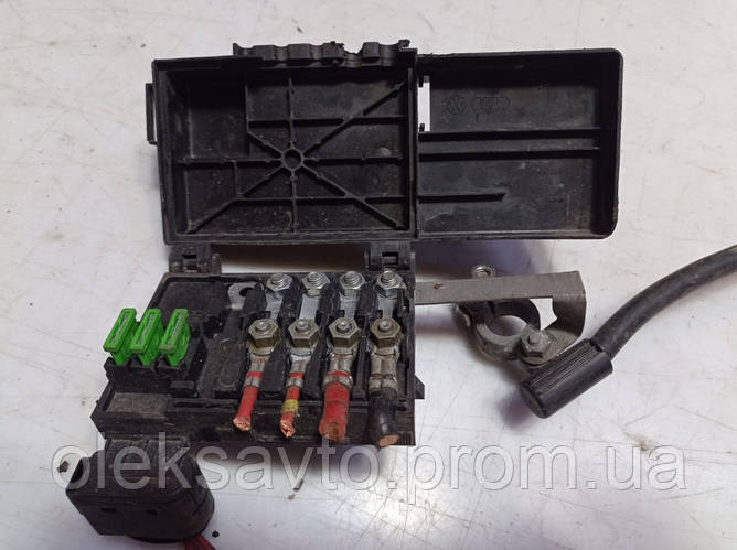 Блок предохранителей, клемник Skoda Octavia Tour, Шкода Октавия Тур ...