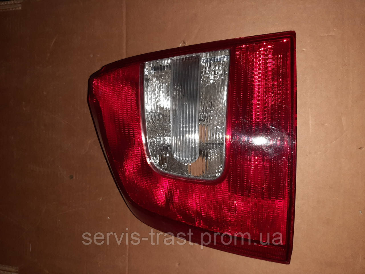 Ліхтар задній лівий Skoda Octavia A5