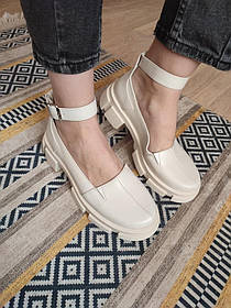 Жіночі туфлі на тракторній підошві зі шкіри молочного кольору “Style Shoes”