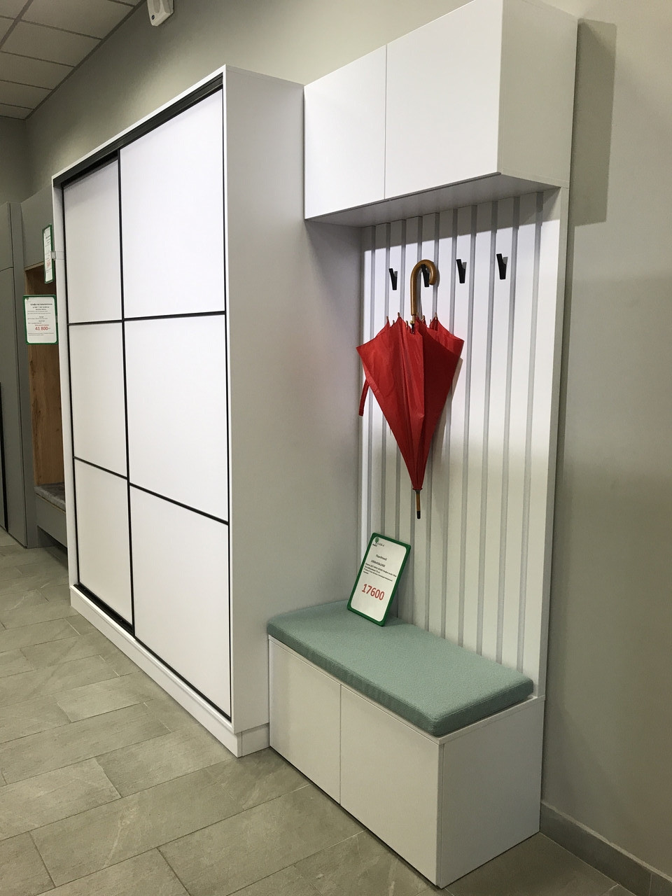 Біла Шафа Купе з передпокоєм в сучасному стилі