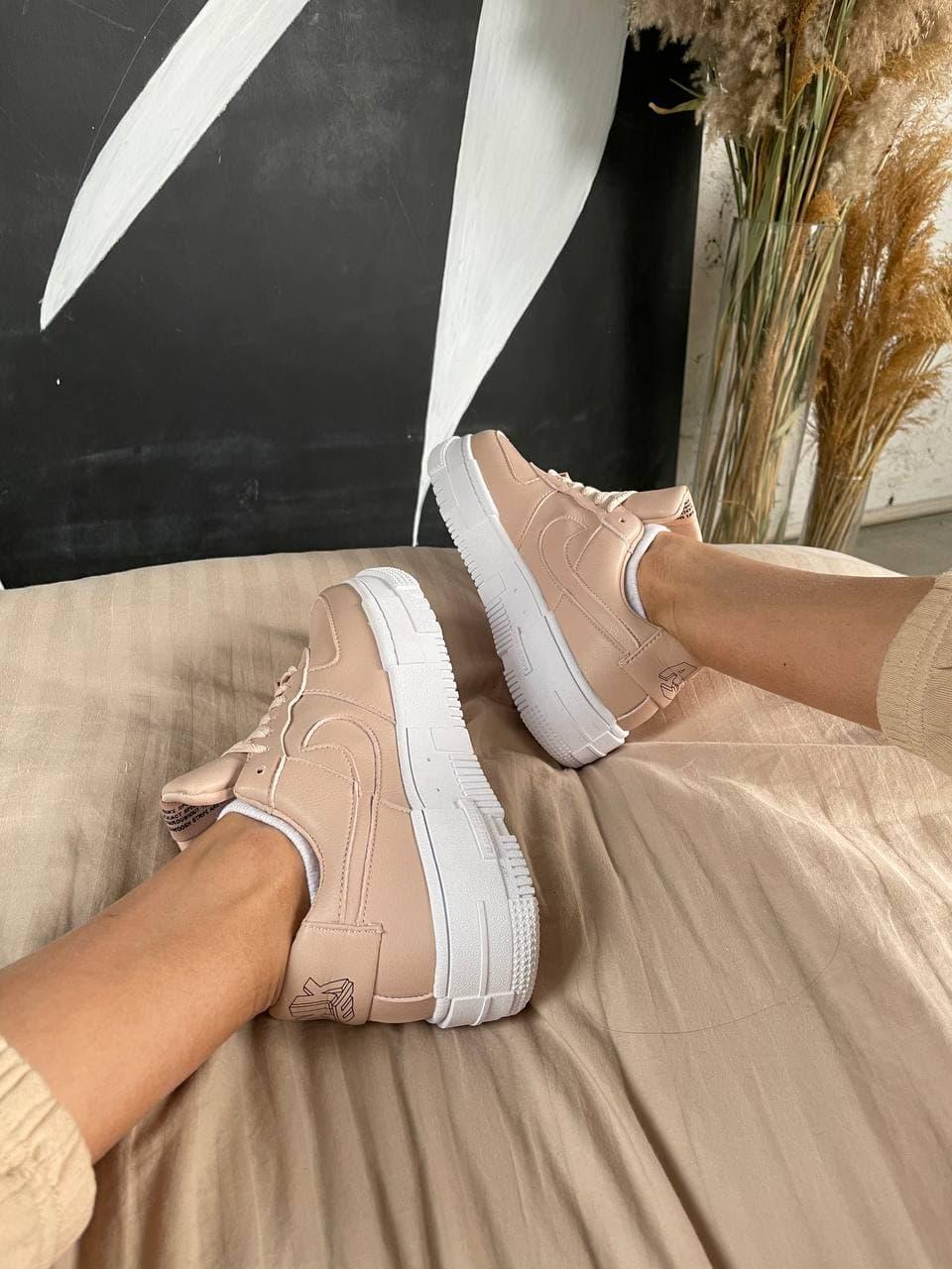Кросівки жіночі Nike Air Force 1 Pixel Beige Pink Size 38