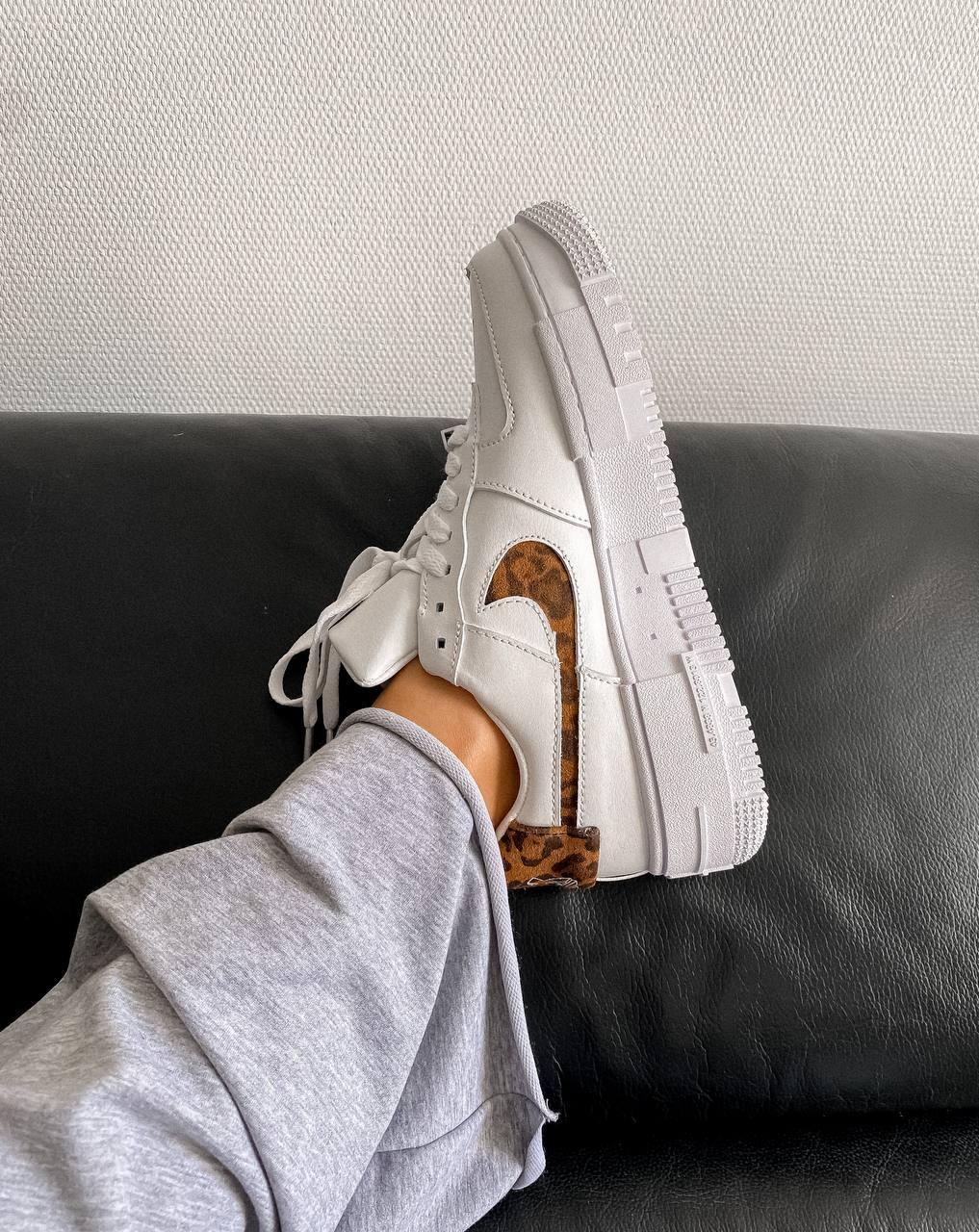 Кросівки жіночі Nike Air Force 1 Pixel Se Leopard Size 39