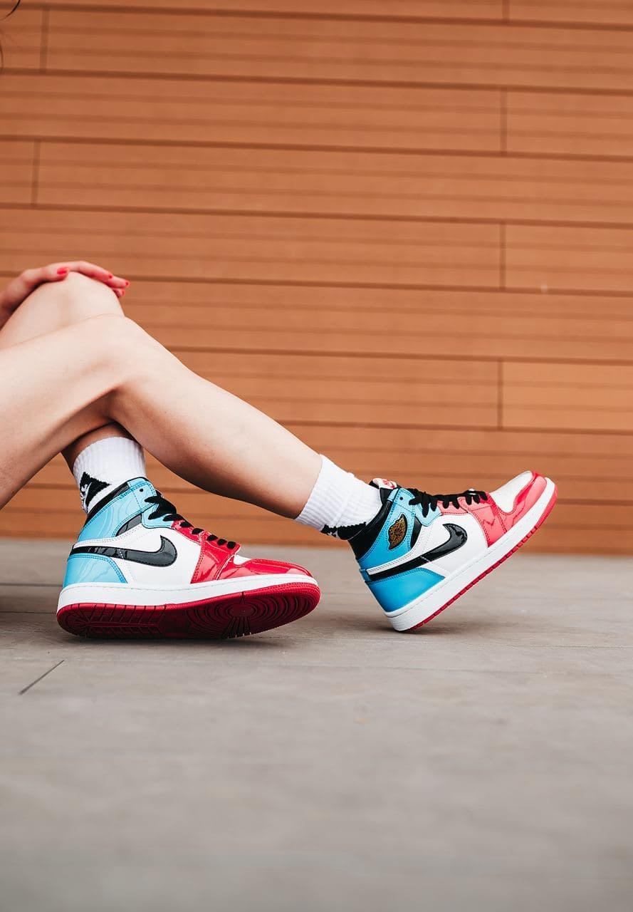 Кросівки жіночі Nike Air Jordan 1 Retro High Blue Red White 2 Size 38