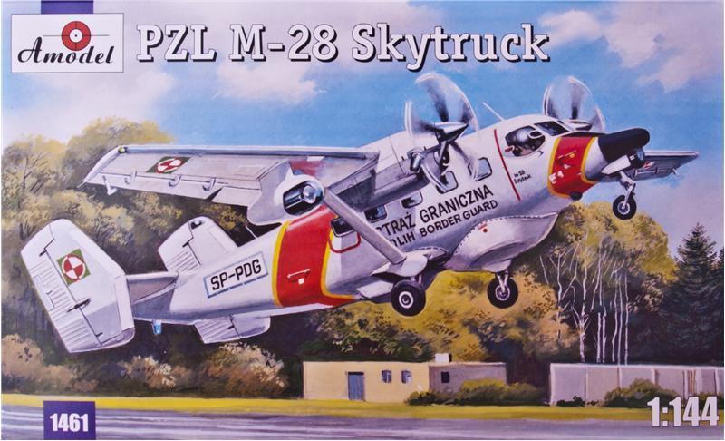 Пластикова модель 1/144 A-model 1461 польський багатоцільовий літак M-28 Skytruck, фото 1