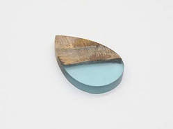 Епоксидні підвіски для рукоділля та декоративних елементів для творчості з деревом блакитний 41х64мм / Епоксидні підвіски для