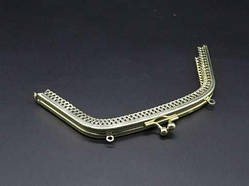 Фермуар. Колір "золото". 18.5см. / Фермуар. Колір "золото". 18.5см.