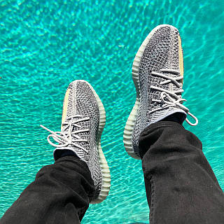 Кросівки Adidas Yeezy Boost 350 V2 Ash Blue GY7657, ціна: 2500