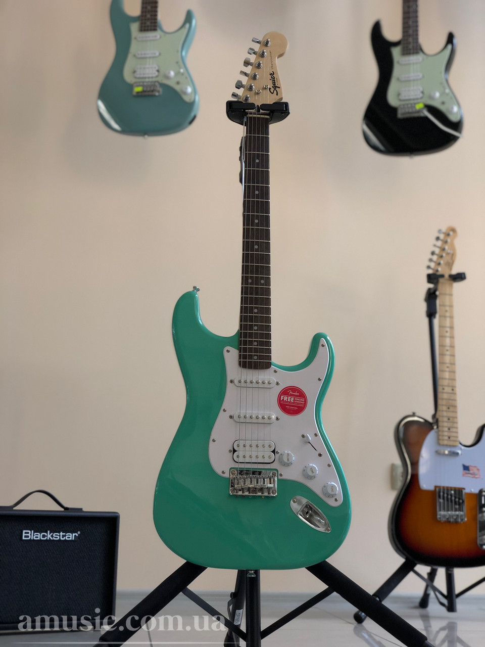 Електрогітара Fender Squier FSR Bullet Stratocaster HT HSS LR