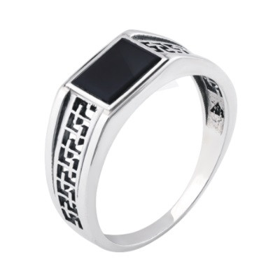 Перстень срібний чоловічій із геометричним візерунком та чорним оніксом
